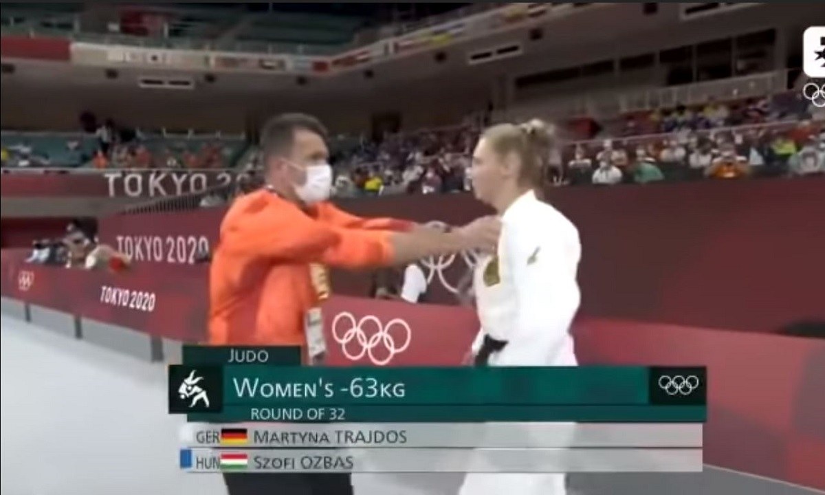 Ολυμπιακοί Αγώνες 2020: Προπονητής χαστούκισε την αθλήτρια του για να την εμψυχώσει και κέρδισε!