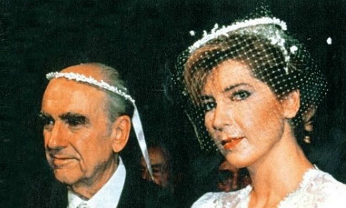 «Αποκατέστησα το κορίτσι»: Ο ιστορικός γάμος του Ανδρέα Παπανδρέου και της Δήμητρας Λιάνη