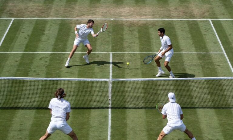 Wimbledon: Πρόωρος αποκλεισμός για τα αδέρφια Τσιτσιπά