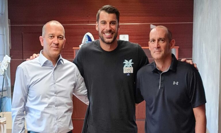 Ολυμπιακός και Πρίντεζης μαζί για 20η χρονιά (Vid)