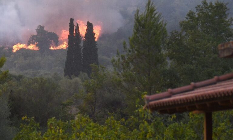 Φωτιές: Στις φλόγες τα Γρεβενά – Αυτές οι περιοχές έχουν παραδοθεί στις φλόγες