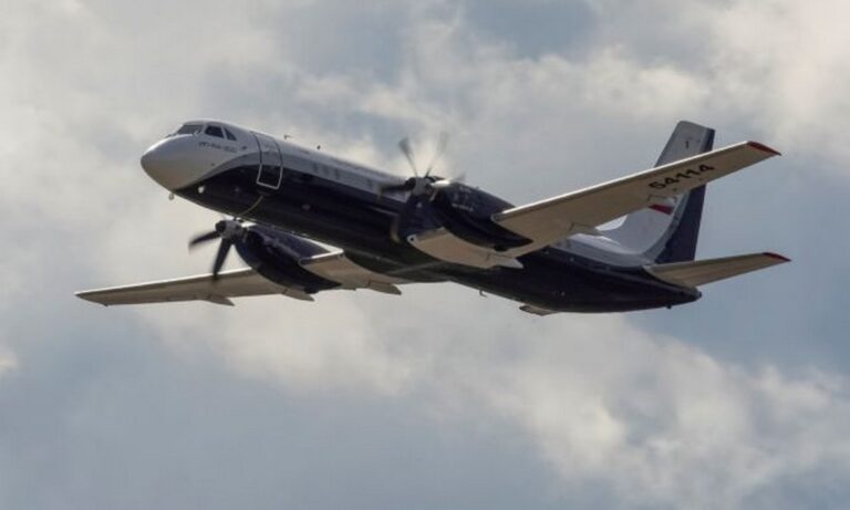 Αυτά είναι τα ιπτάμενα τάνκερ Ilyushin Il-76 που στέλνει η Ρωσία για τις φωτιές