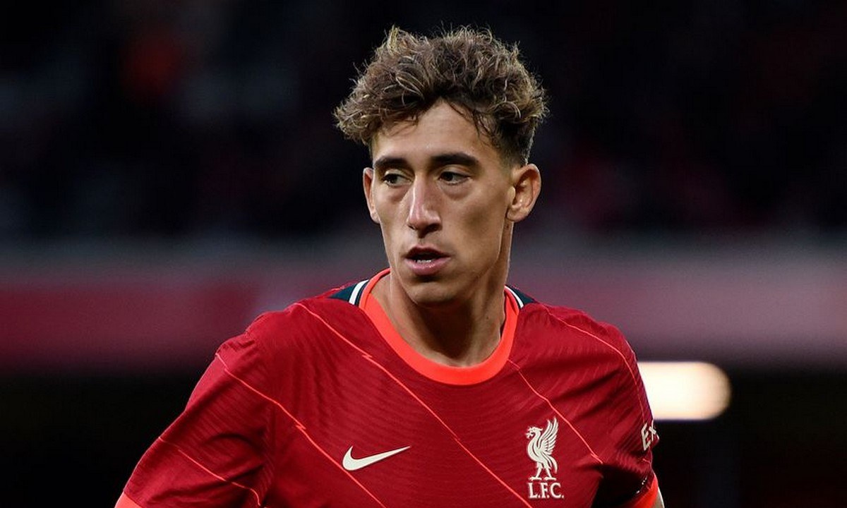 Γκολ! για την Λίβερπουλ, 1-0 με ασίστ από τον Κώστα Τσιμίκα