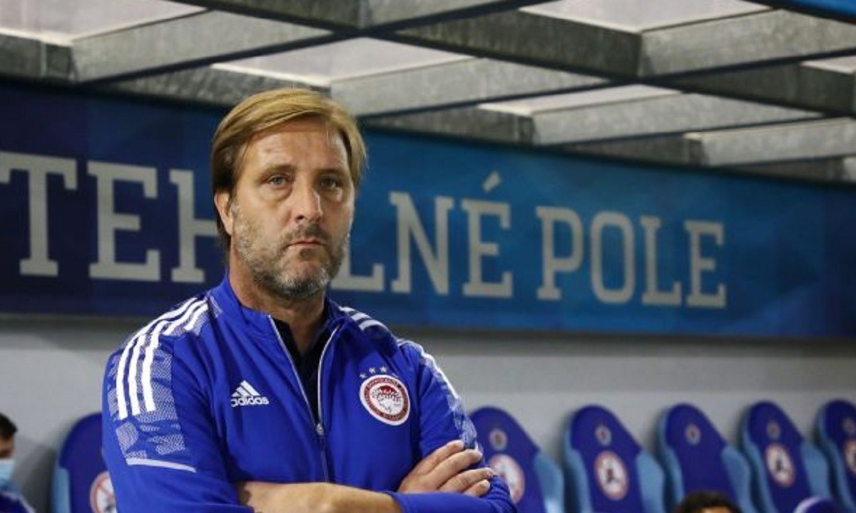 Πέδρο Μαρτίνς για μεταγραφές: «Θα πάρουμε έναν ακόμα εξτρέμ»