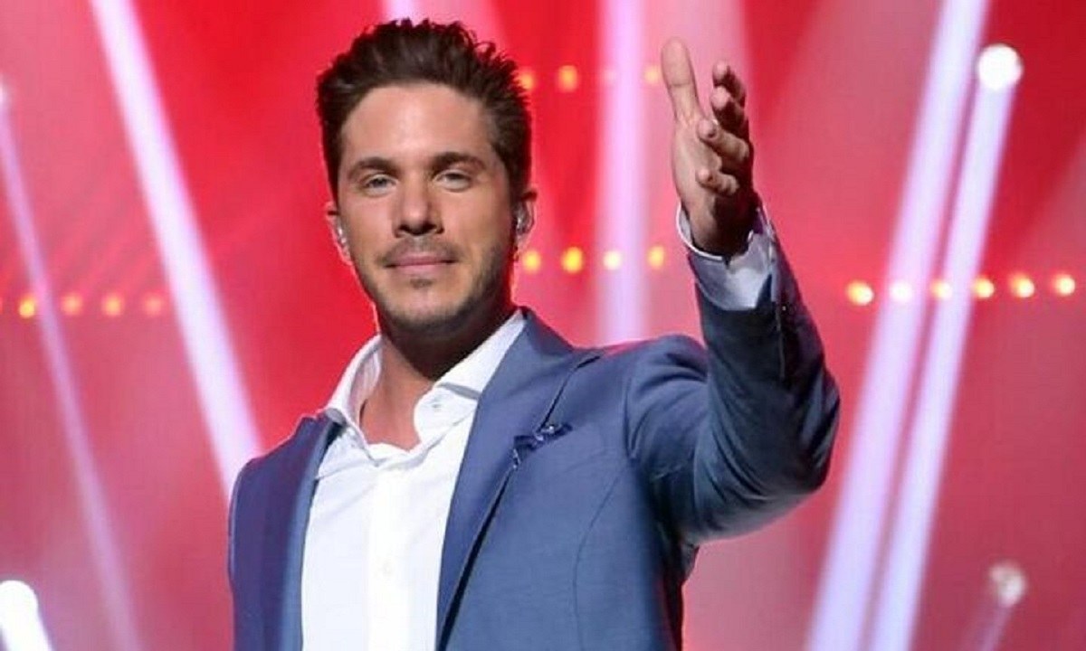 Νίκος Οικονομόπουλος μετά το εξιτήριο: «Δεν αισθάνθηκα μόνος, είχα συντροφιά την Πίστη μου»