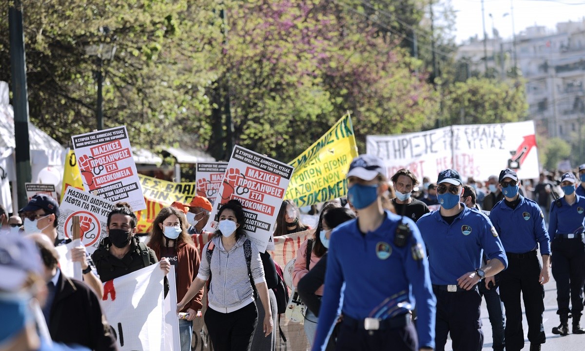 Κορονοϊός: Κινητοποιήσεις κατά του υποχρεωτικού εμβολιασμού από την ΠΟΕΔΗΝ