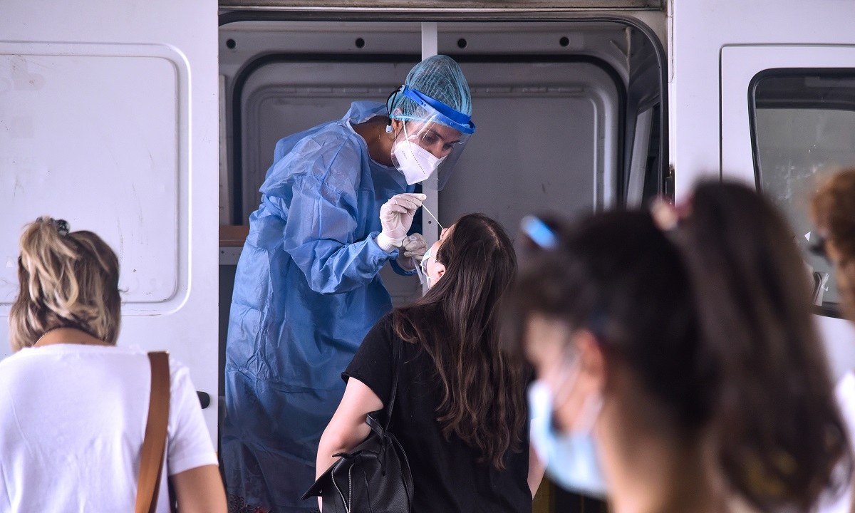 Κορονοϊός: 1.948 νέα κρούσματα και 33 θάνατοι