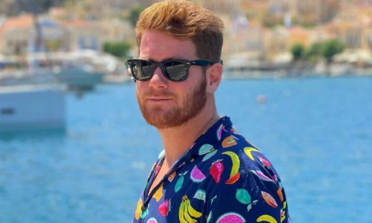 Survivor: Κι όμως ο Τζέιμς Καφετζής είχε «μεγαλύτερη» αποθέωση από τον Μέσι – Επική φωτογραφία!