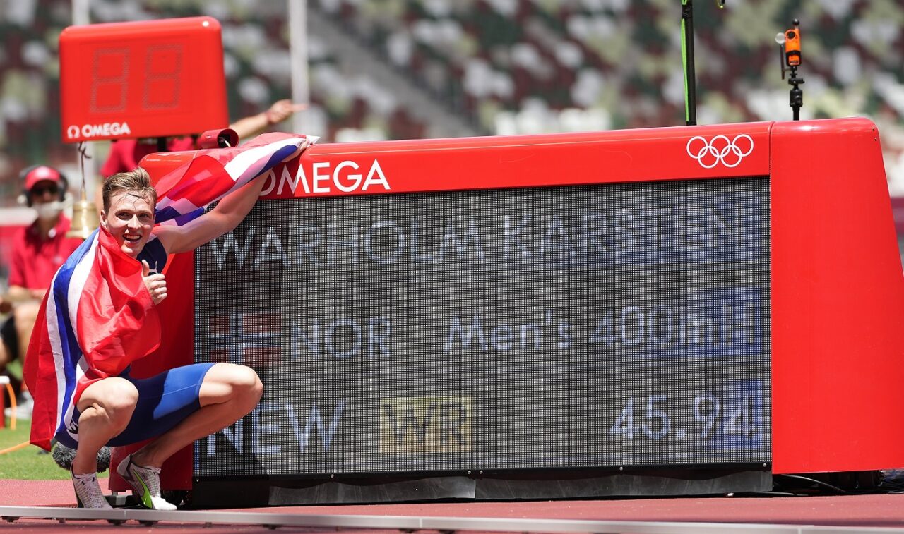 Απίστευτος ο Κάρστεν Γουόρχολμ στο πρωινό πρόγραμμα και τον τελικό στα 400μ. εμπόδια συνέτριψε το παγκόσμιο ρεκόρ τερματίζοντας σε 45.94!