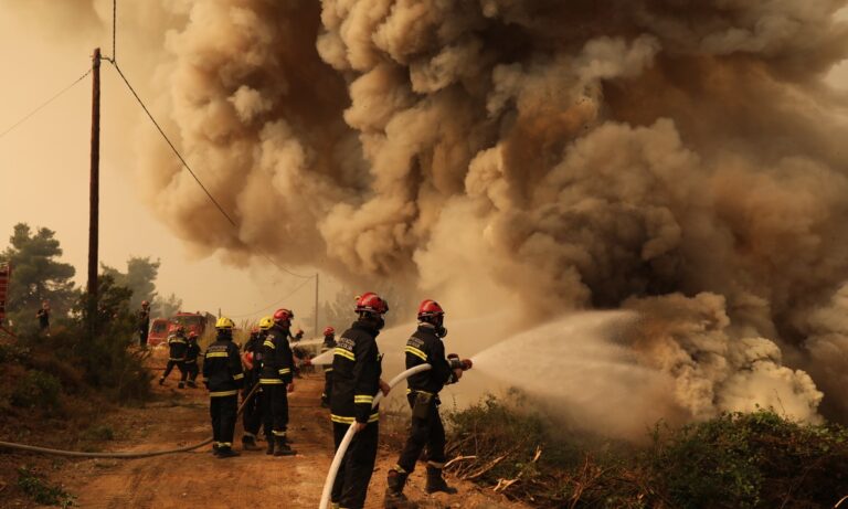 Φωτιές: Σε περιοχές υπάρχει υψηλός κίνδυνος πυρκαγιάς για τη Δευτέρα (16/8)