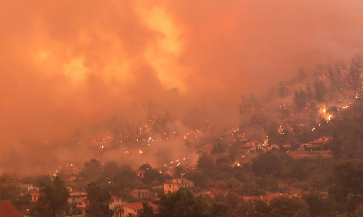Φωτιά – Εύβοια: Το σπαρακτικό μήνυμα της Μιμής Ντενίση