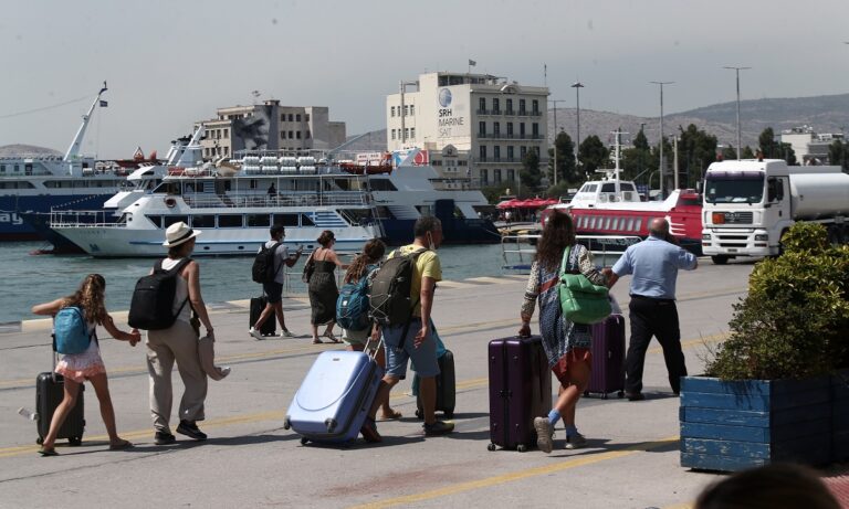 Κορονοϊός μέτρα: Lockdown οι ανεμβολίαστοι, «Ελευθερία» οι εμβολιασμένοι – τελειώνει ο τουρισμός, αρχίζει ο διαχωρισμός!