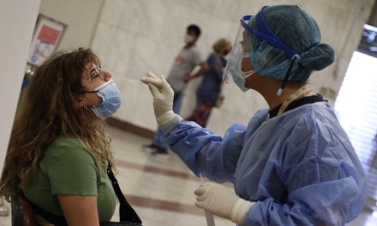 Κορονοϊός: 3.270 κρούσματα, 24 νεκροί, 236 διασωληνωμένοι