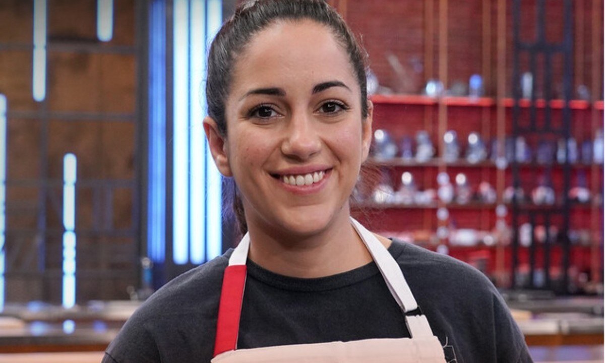 MasterChef: Η Λία ονόμασε το ανθρωπάκι που ζωγράφισε η κόρη της…Κούλη! Δείτε την απίθανη ζωγραφιά!