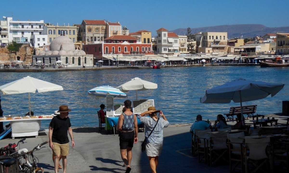 Lockdown σε Ζάκυνθο και Χανιά – Στο κόκκινο πολλές περιοχές