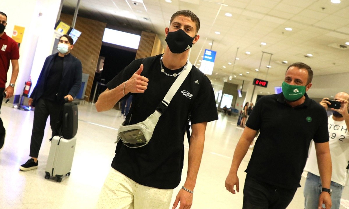 Τα ξημερώματα της Τετάρτης (25/8), ο Σουηδός Ραμόν Λούντκβιστ έφτασε στην Αθήνα για να ολοκληρώσει τον δανεισμό του στην ΠΑΕ Παναθηναϊκός