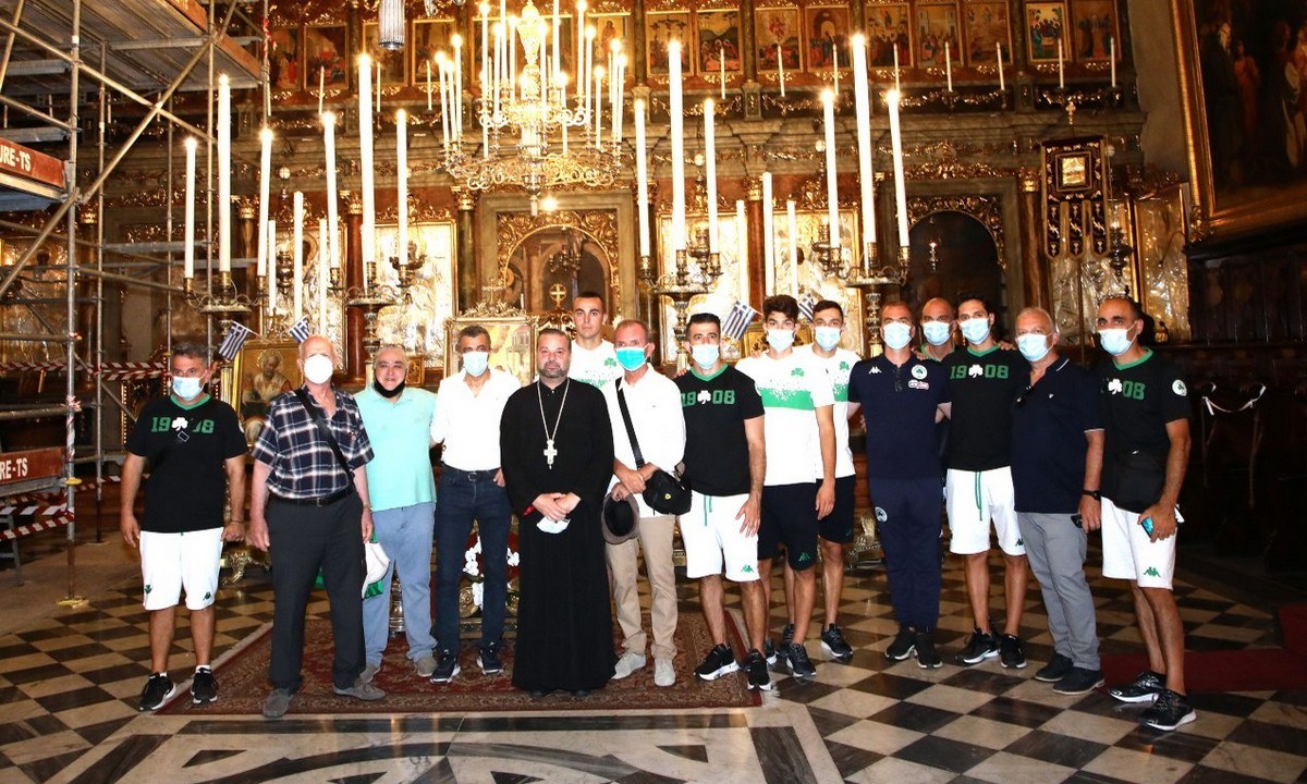 Παναθηναϊκός: Την ευκαιρία να επισκεφθούν τον Ιερό Ναό του Αγίου Νικολάου στην Τεργέστη είχαν αρκετά μέλη της αποστολής της ομάδας.