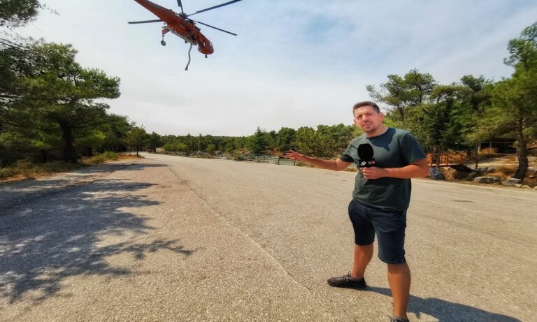 Ρουμάνος δημοσιογράφος από τις φωτιές:  Έπρεπε να δοθεί προτεραιότητα στις κατοικημένες περιοχές -  Η Ελλάδα θα αναδειχθεί ισχυρότερη