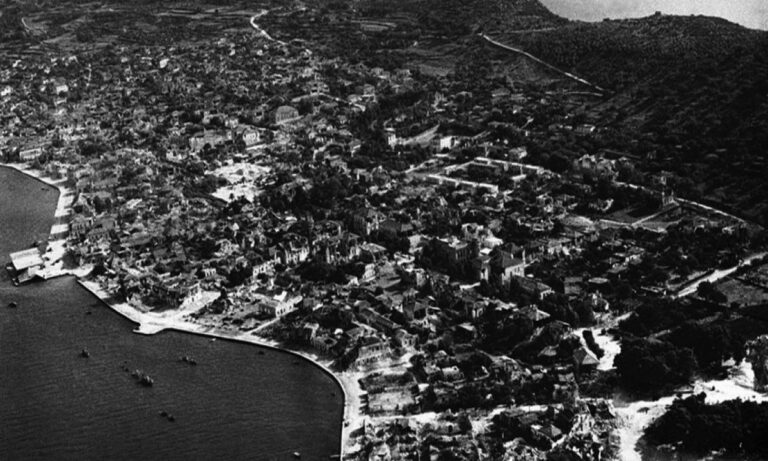 Σαν Σήμερα: Ο φονικός σεισμός που ισοπέδωσε τη Ζάκυνθο το 1953 (pics+vid)