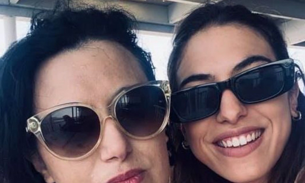 Πανελλαδικές: Μητέρα πέρασε στην ίδια σχολή με την κόρη της