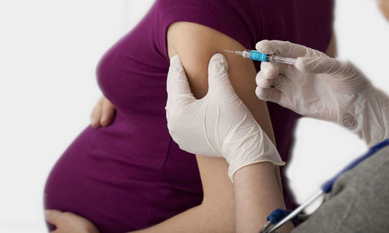 Εμβόλια Moderna και Pfizer – Τελικά είναι κατάλληλα για εγκύους; Τι λέει το CDC