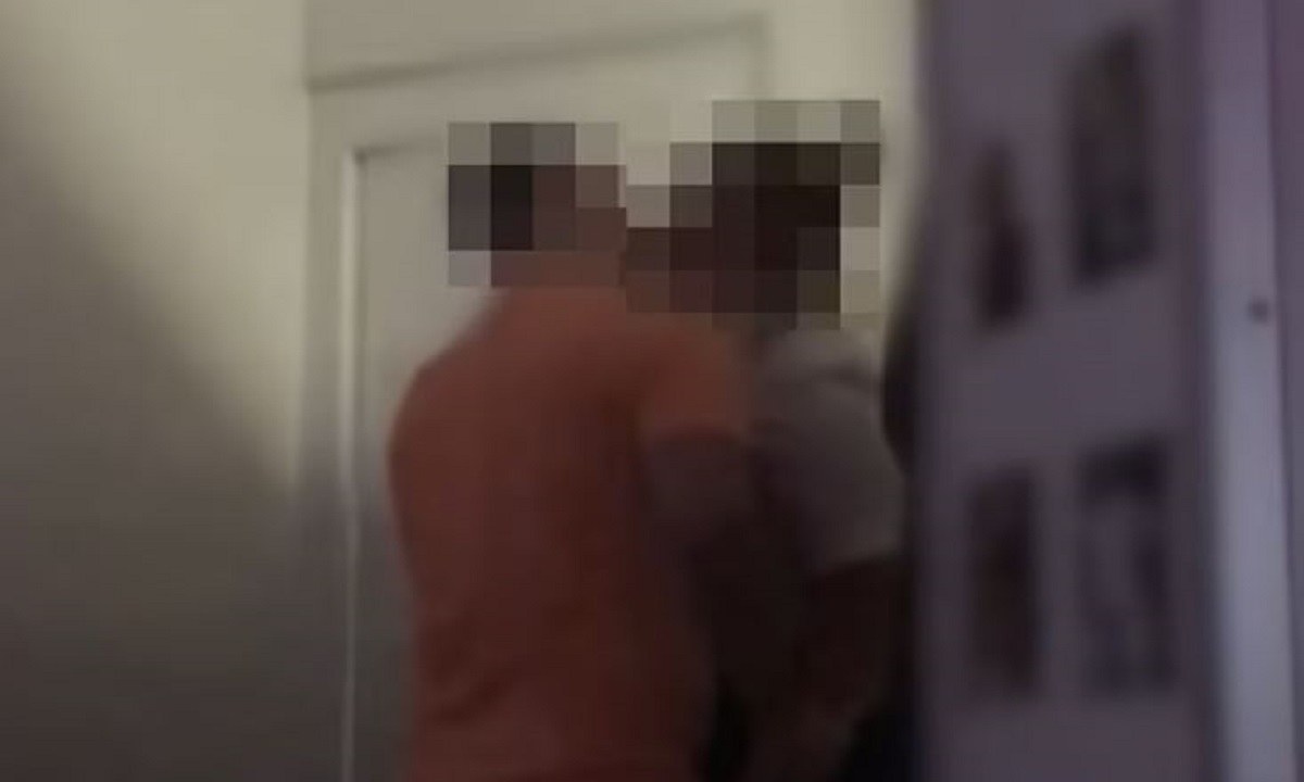 Σκωτία: Γυναίκα δεσμοφύλακας φιλούσε κρατούμενο στο κελί του (VID)
