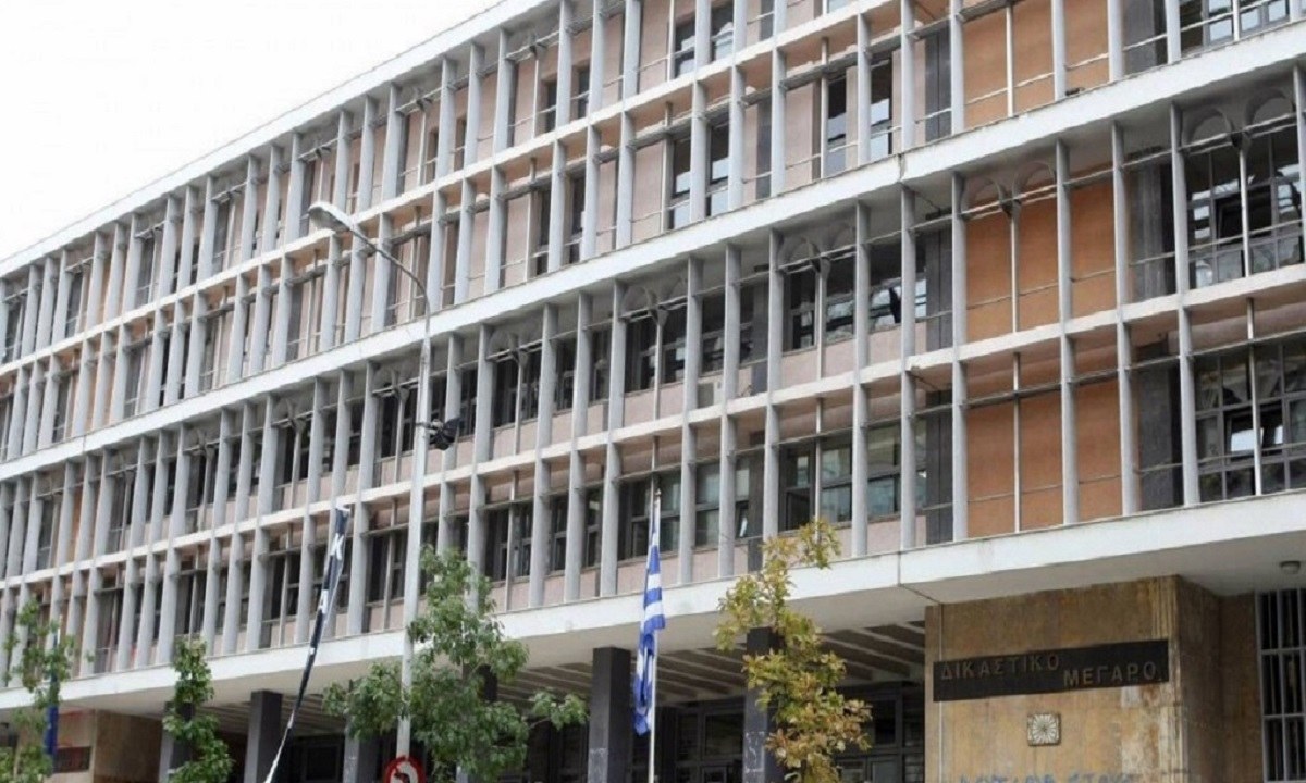 Θεσσαλονίκη: Νέα αναβολή στη δίκη του γιατρού που κατηγορείται για θανάτους ασθενών μετά από επέμβαση δακτυλίου