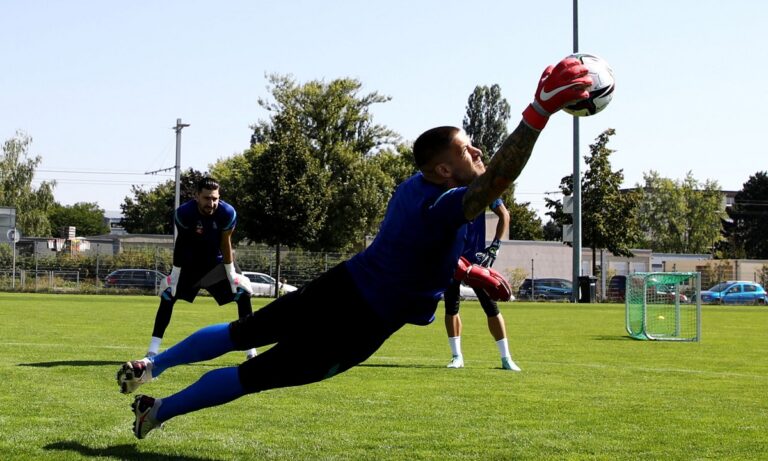 Πασχαλάκης: «Βλέπουμε μόνο νίκη με Κόσοβο και Σουηδία»