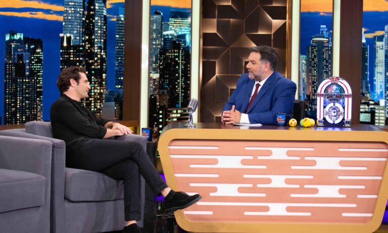 The 2Night Show: Επιστρέφει για 6η χρονιά με ανατρεπτικούς καλεσμένους