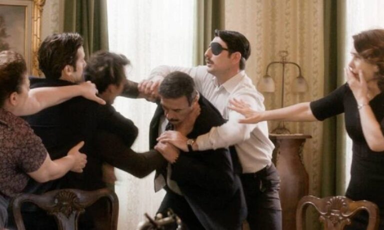 Θρίλερ στις Άγριες Μέλισσες με πρωταγωνιστή –  Δεν υπέγραφε