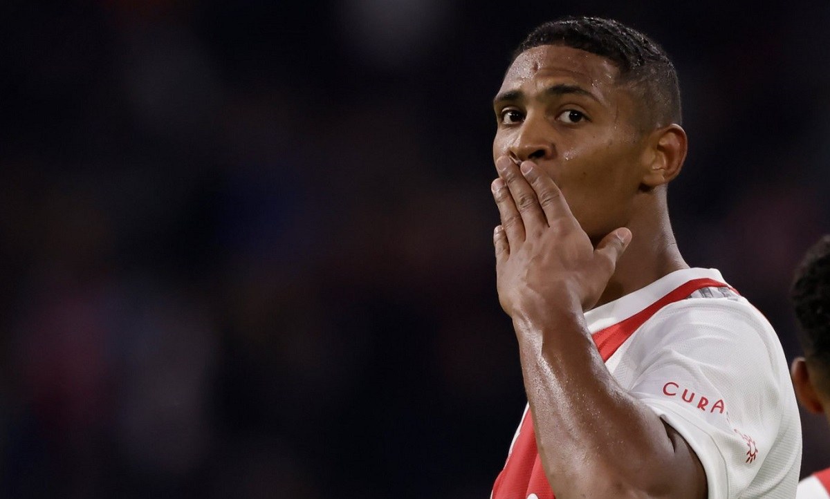 Άγιαξ – Μπεσίκτας: Έγραψε ιστορία ο «καυτός» Αλέ (vid)