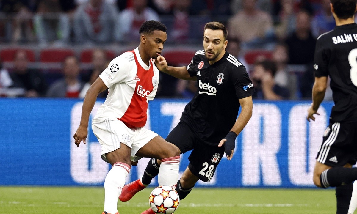 Άγιαξ – Μπεσίκτας: «Μπιλιάρδο» με δύο δοκάρια και ένα γκολ (vids)