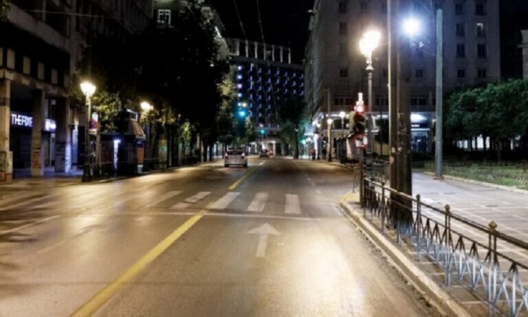 Κορονοϊός: Έρχεται ξανά απαγόρευση κυκλοφορίας τα βράδια;
