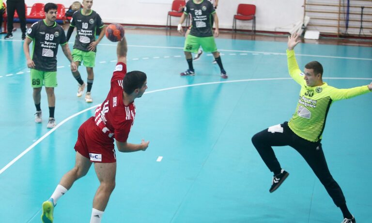 Με τον καλύτερο δυνατό τρόπο ξεκίνησε τις υποχρεώσεις του στο φετινό πρωτάθλημα της Handball Premier ο Ολυμπιακος.