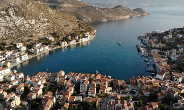 Ελληνοτουρκικά: Θρίλερ με Τούρκο φυγά στο Καστελόριζο – Υποψίες για Τουρκική κατασκοπία (video)