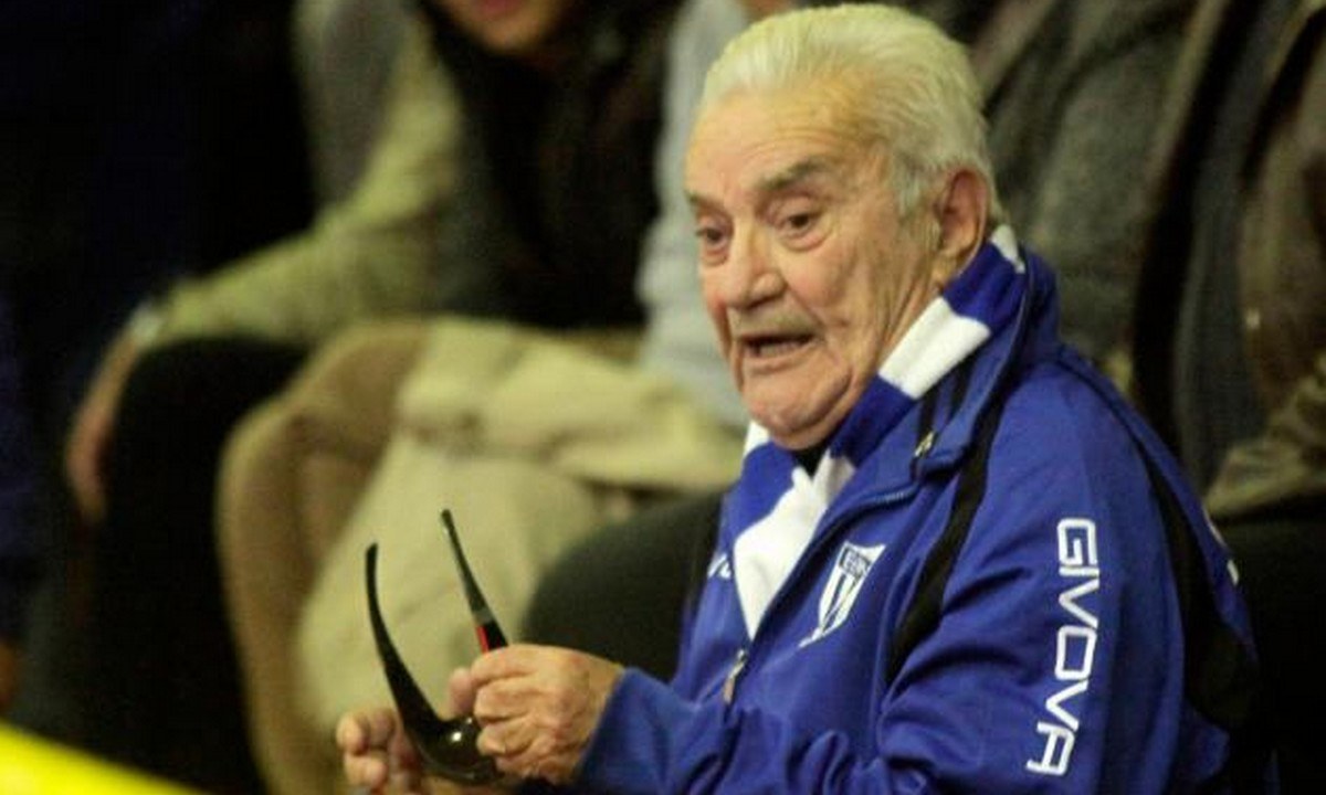 Γιάννης Μαντζουράνης: Τον αποχαιρέτησε ο Α.Λοβέρδος – «Αν τα γήπεδα είχαν φωνή, σήμερα αυτή σίγησε»