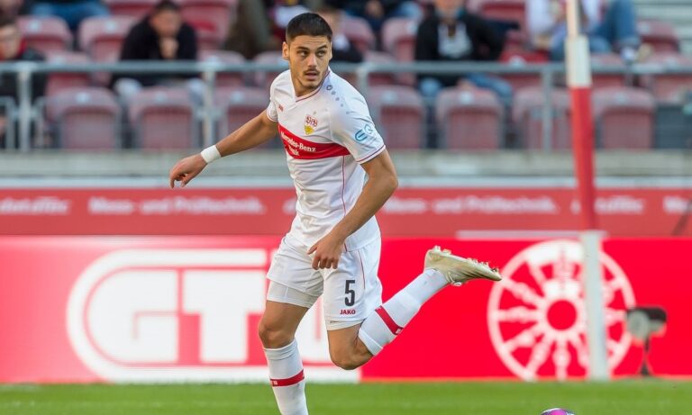 Μαυροπάνος: Η Στουτγκάρδη προχωράει για την αγορά του!