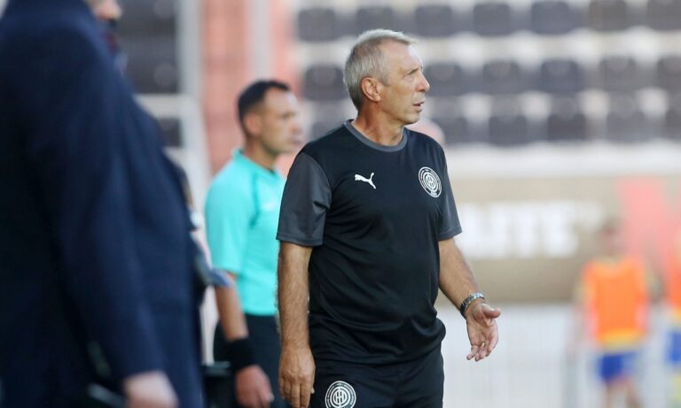 Νιόπλιας: «Δίκαιη η ισοπαλία, καλή ομάδα ο Αστέρας Τρίπολης»