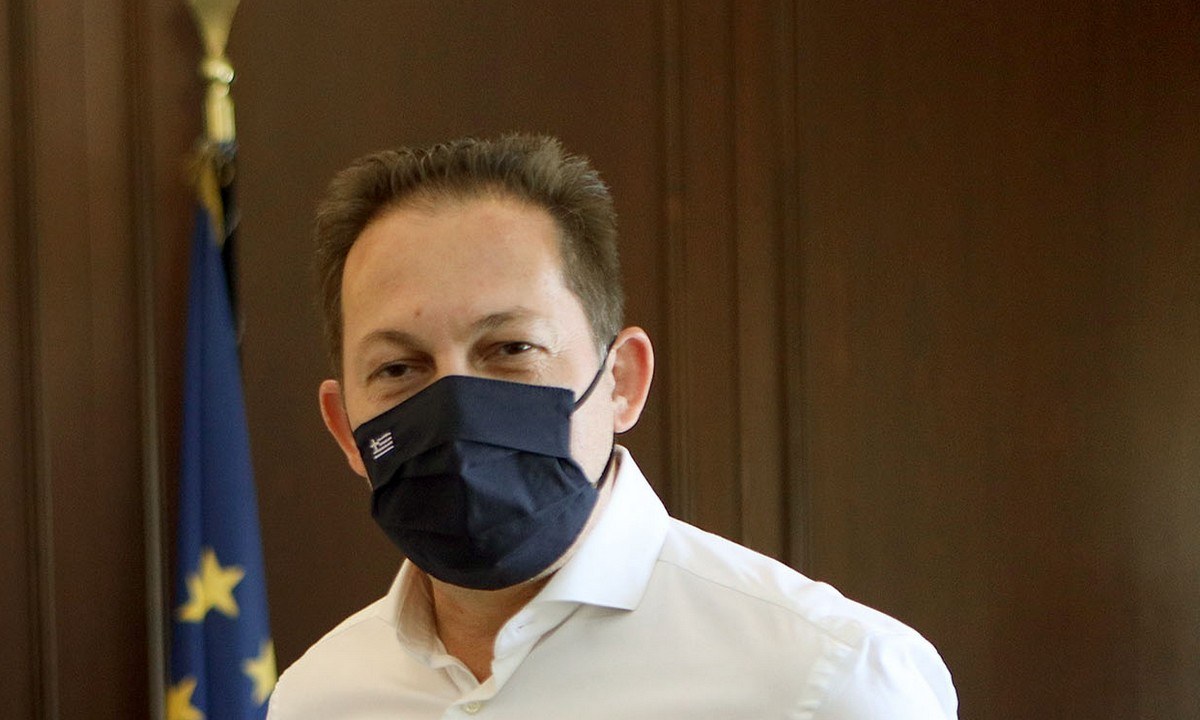 Mad Clip: Αποδοκιμάζουν τον Στέλιο Πέτσα για το μήνυμά του στο Twitter