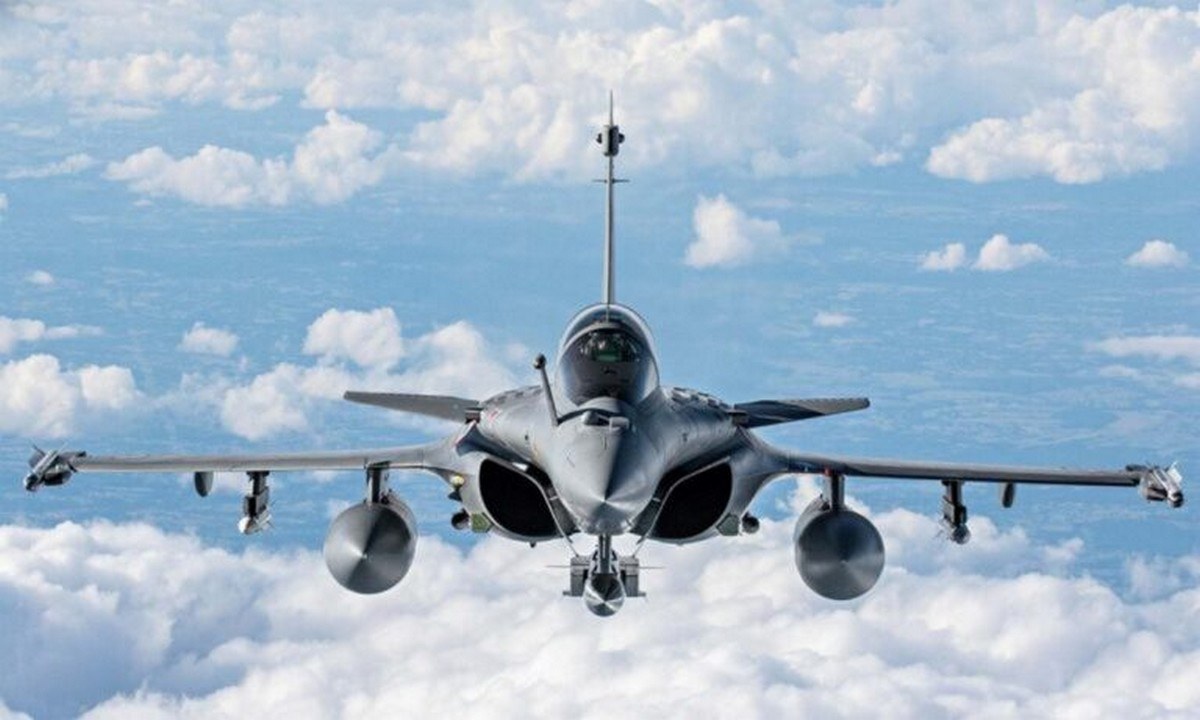 Ελληνοτουρκικά: Ενίσχυση για την Πολεμική Αεροπορία – Έρχεται και το δεύτερο Rafale!