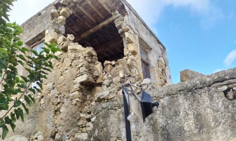 Σεισμός - Κρήτη: Τραγικές οι πρώτες εκτιμήσεις - Ακατάλληλα περισσότερα από 1.000 πέτρινα κτίσματα