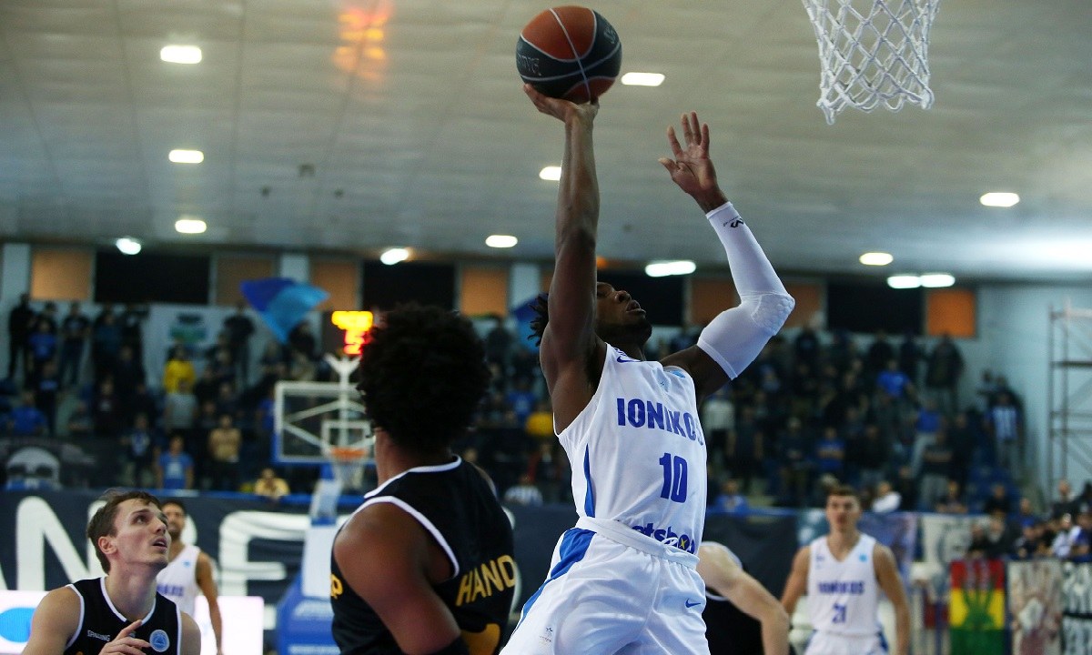 Ο Ιωνικός ηττήθηκε 81-92 στη Νίκαια από την Αντβέρπ, βρίσκεται πλέον στο 1-1 στον όμιλό του στο FIBA Europe Cup.