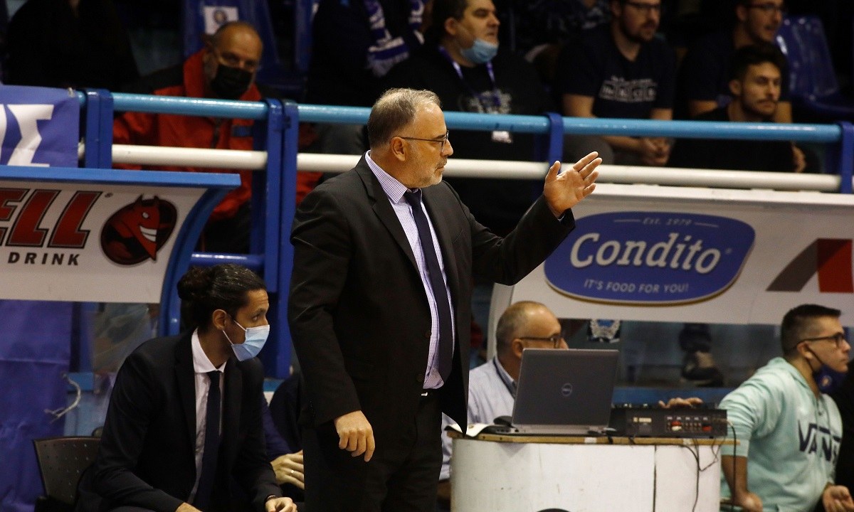 Ο Θανάσης Σκουρτόπουλος θα είναι, όπως όλα δείχνουν, ο πρώτος προπονητής που θα αντικατασταθεί στην φετινή Basket League.