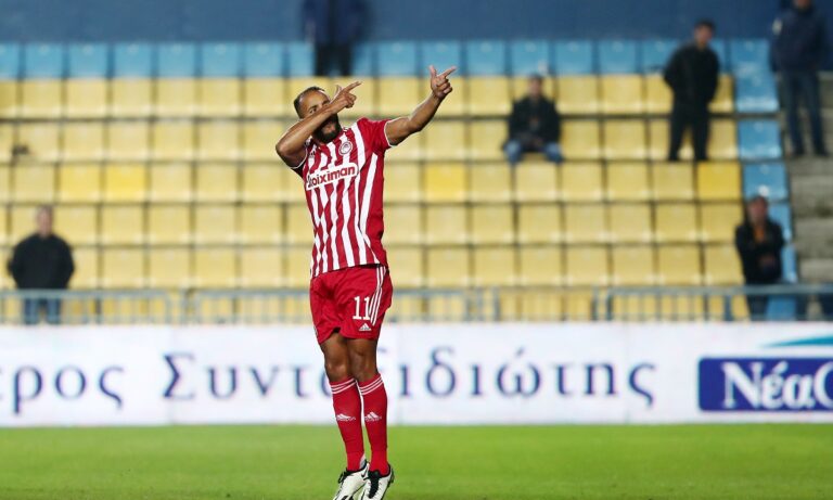 Παναιτωλικός – Ολυμπιακός 1-2: Οι Βαλμπουενά, Ελ Αραμπί είχαν τη λύση! (vids)