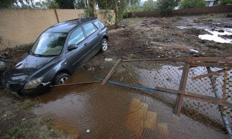 Κακοκαιρία – βροχή: Τι κάνω σε περίπτωση που πλημμυρίσει το αυτοκίνητο