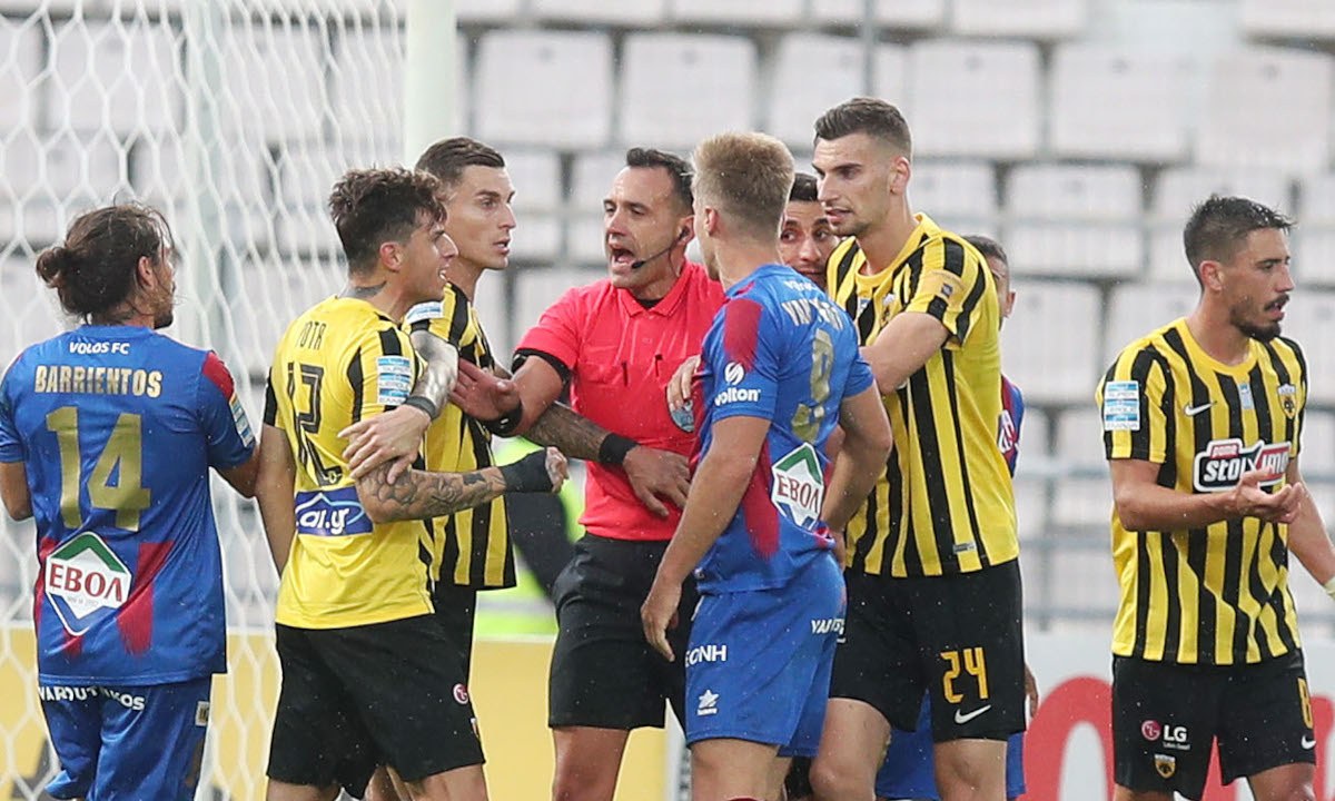 Η ΑΕΚ πάλι δεν πήρε ότι δικαιούταν -Η αποβολή Γκρίλο «εξαφανίστηκε» (vid)