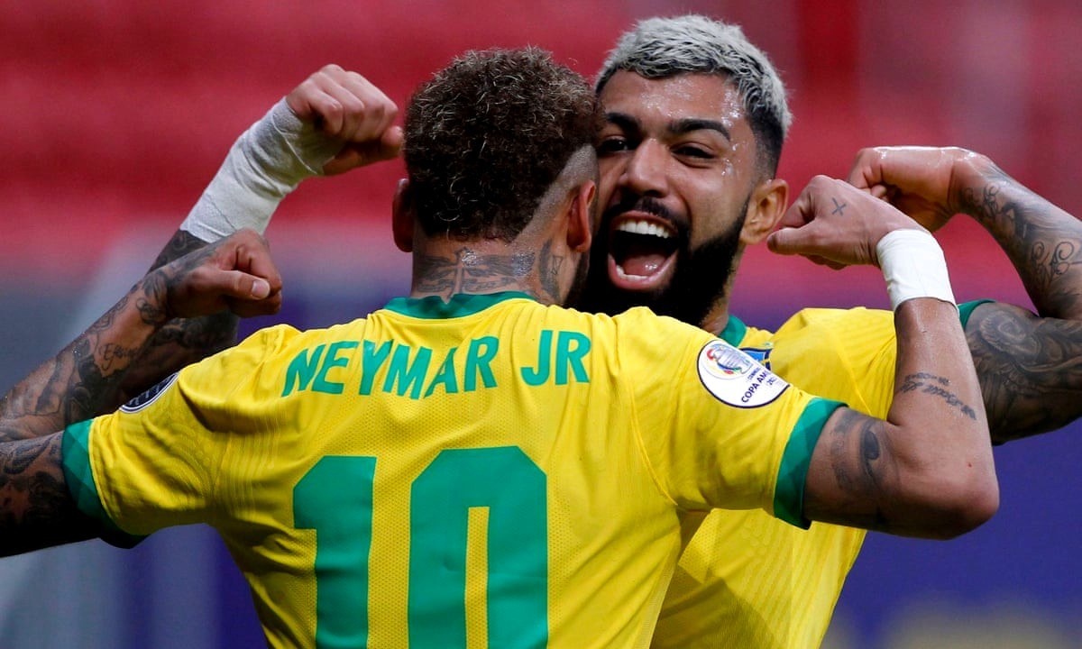 Καλπάζει η Βραζιλία με 9/9 – «Χ» για την Αργεντινή με 90λεπτο του Μέσι