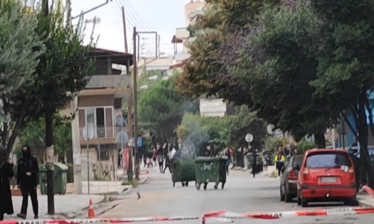 Θεσσαλονίκη: Χαμός έξω από το ΕΠΑΛ Ευόσμου - Τραμπούκικη επίθεση σε γυναίκα δημοσιογράφο!