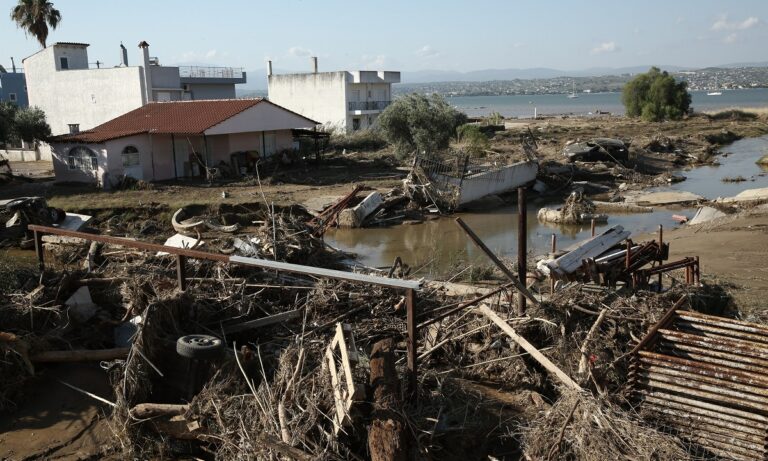 Κακοκαιρία «Αθηνά»: Πλημμυρισμένα πάνω από 200 σπίτια στην Εύβοια – Κραυγή αγωνίας από τους κατοίκους