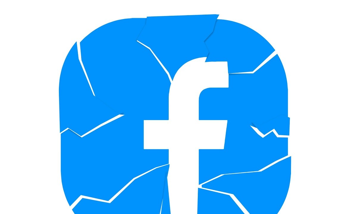 Facebook: Έξαλλος ο Ζούκερμπεργκ – «Ξήλωσε» την ομάδα πολιτικού απορρήτου για το… καλό του